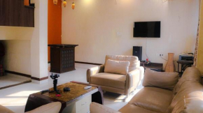 Silverstone villa
